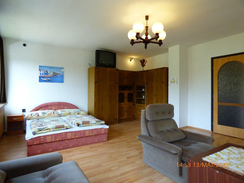 Fabian Apartman-Haz Сантод Номер фото